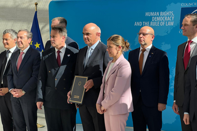 Ceremonin i Luxemburg där Europarådets advokatskyddskonvention undertecknades.