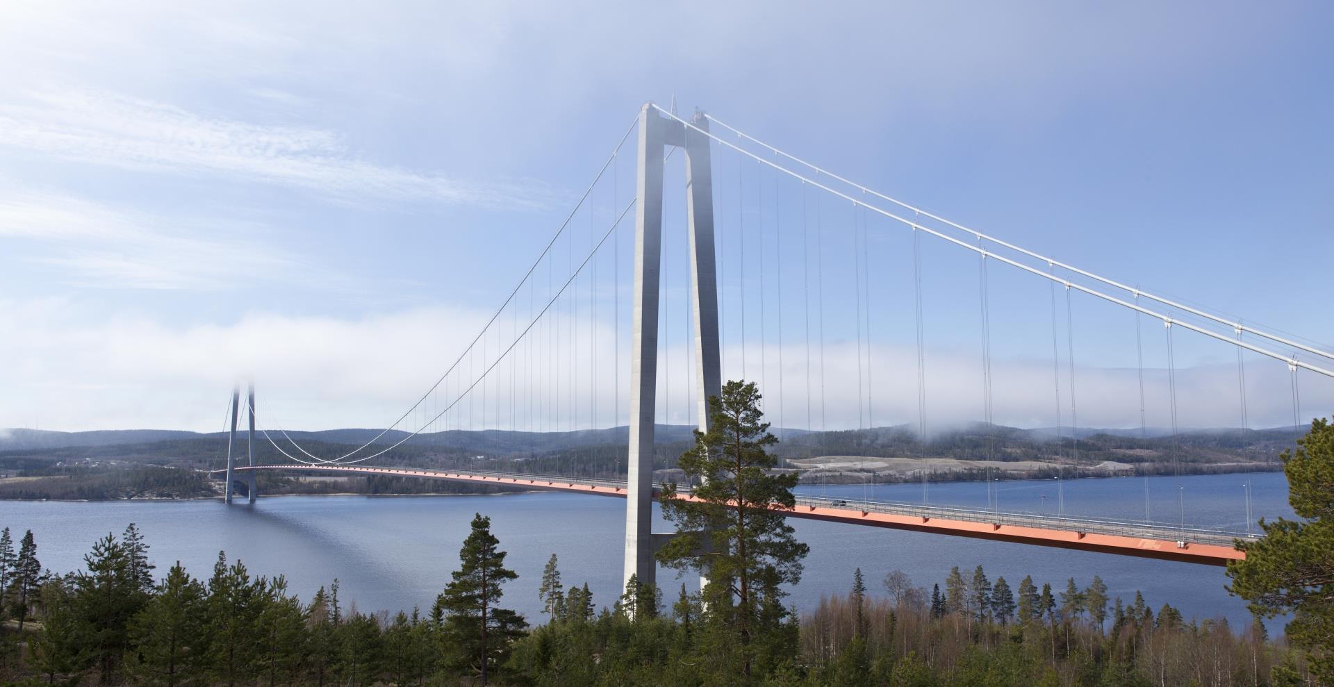 2404 18367721 high coast bridge sweden