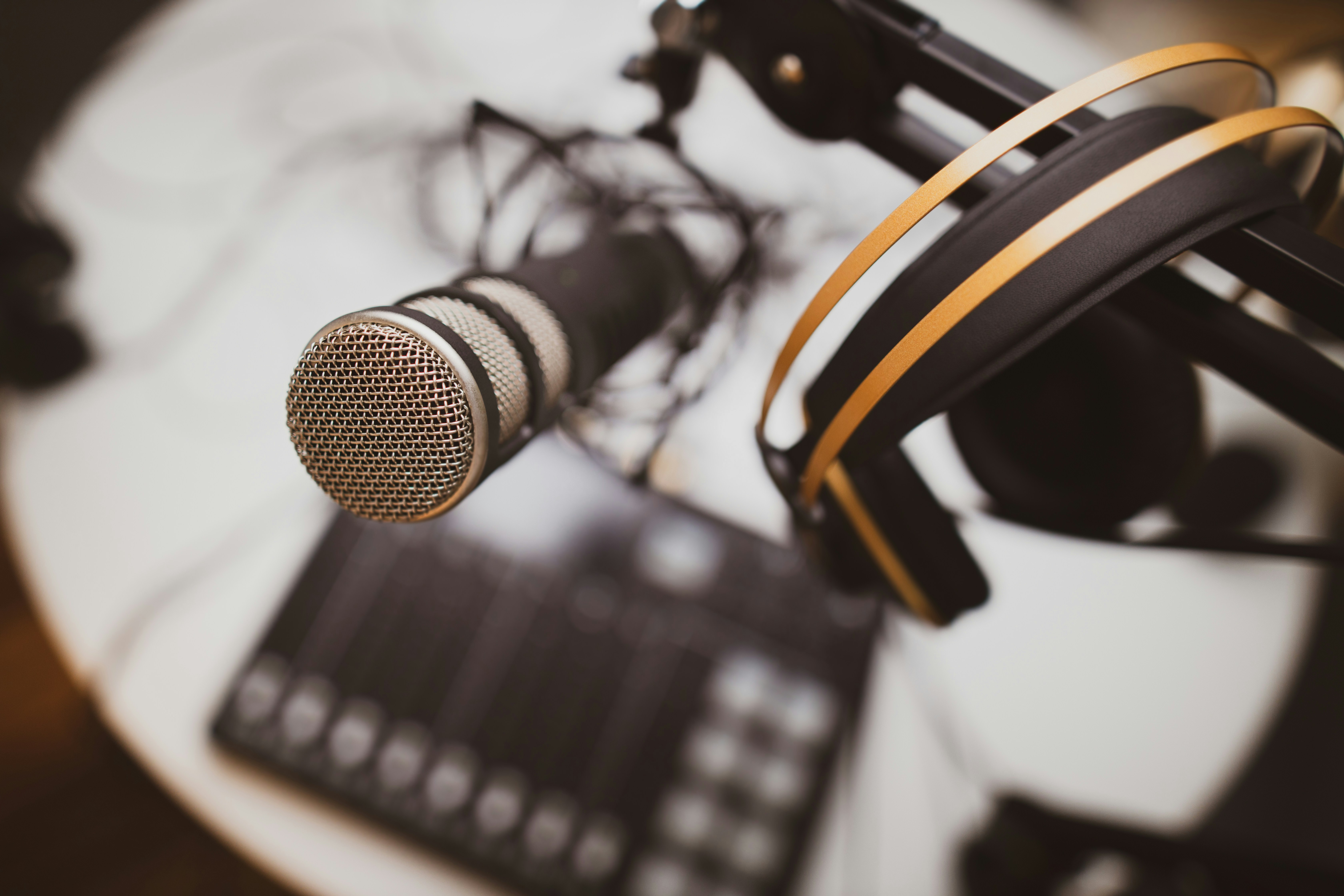 381 jonathan farber gjHmip Lmg4 unsplash