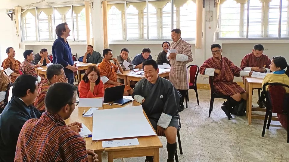 Undervisning i klassrum i Bhutan. Foto: Martin Andersson.