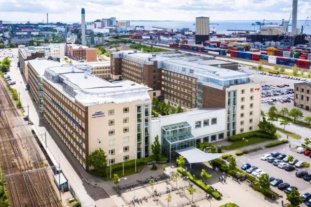 Bild på Helsingborg Campus tagen ovanifrån.