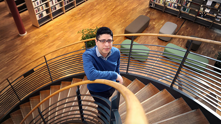 1442 HadiBanaee1 webb