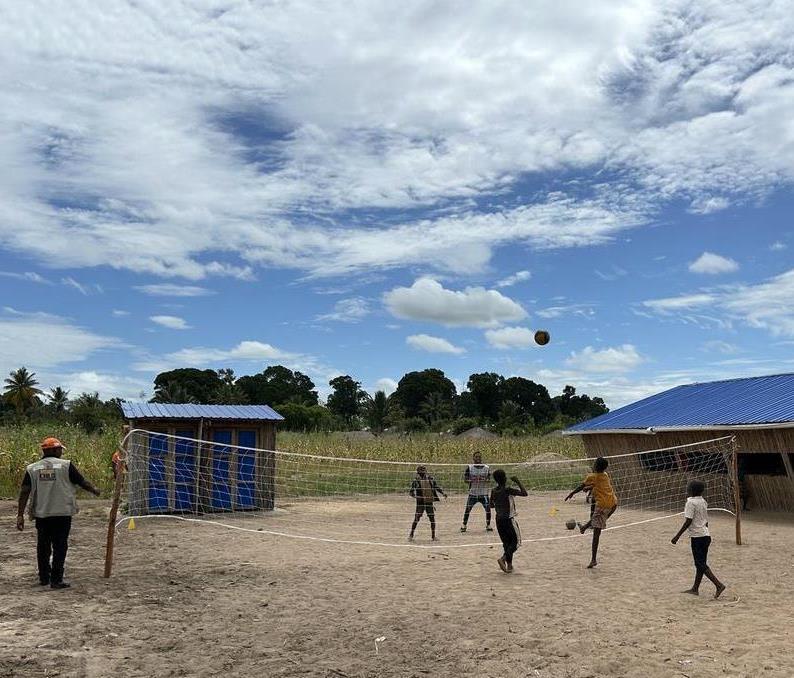 526 Volleyball tournament in action at a constructed MPC %281%29
