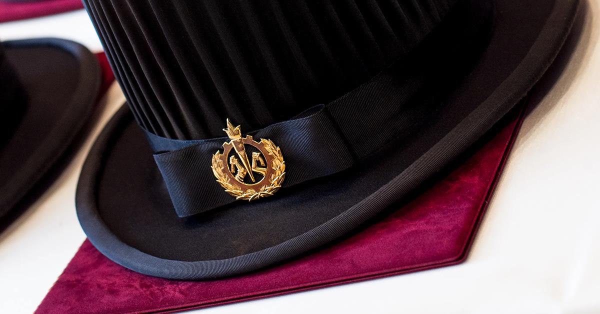 1755 tohtoripromootio hatut ja todistukset 3840x2160.jpg