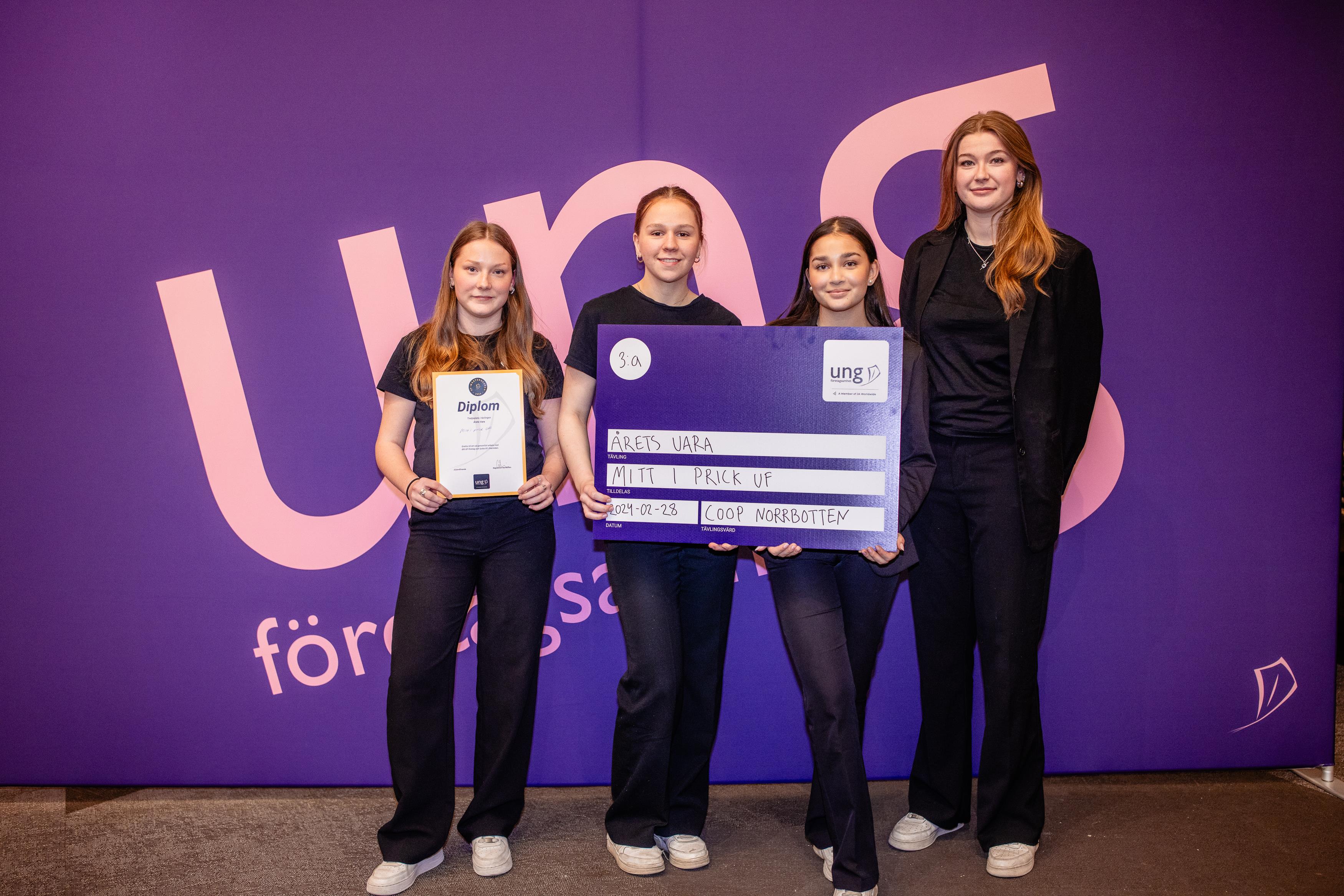 14818 %c3%85rets Vara%2c 3a%2c Mitt i Prick UF%2c Bj%c3%b6rkn%c3%a4sgymnasiet%2c Fotograf Lisa Bj%c3%b6rk