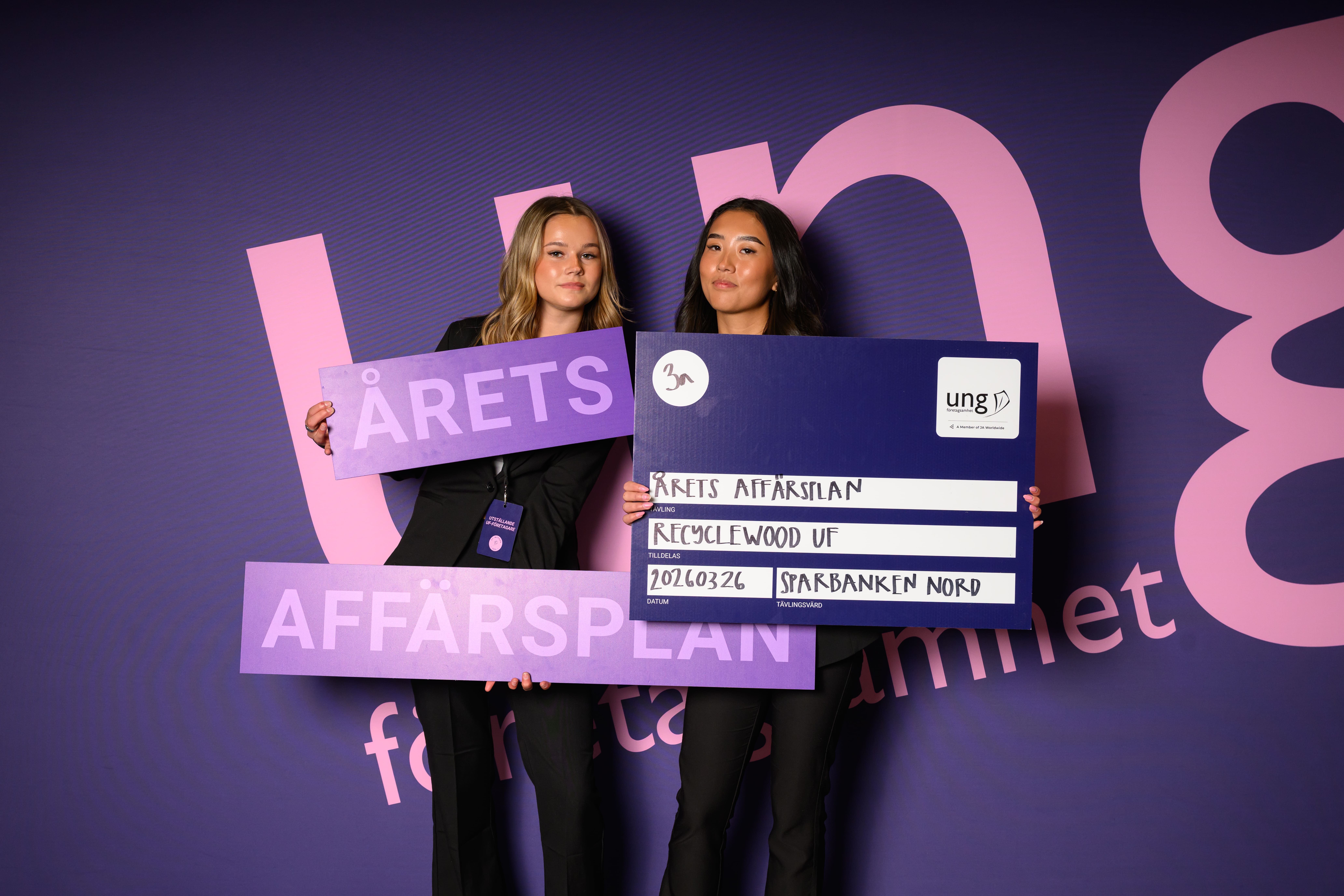 25073 %C3%85rets Aff%C3%A4rsplan%2C 3a%2C RecycleWood UF%2C Bj%C3%B6rkn%C3%A4sgymnasiet%2C Fotograf Norrstudios