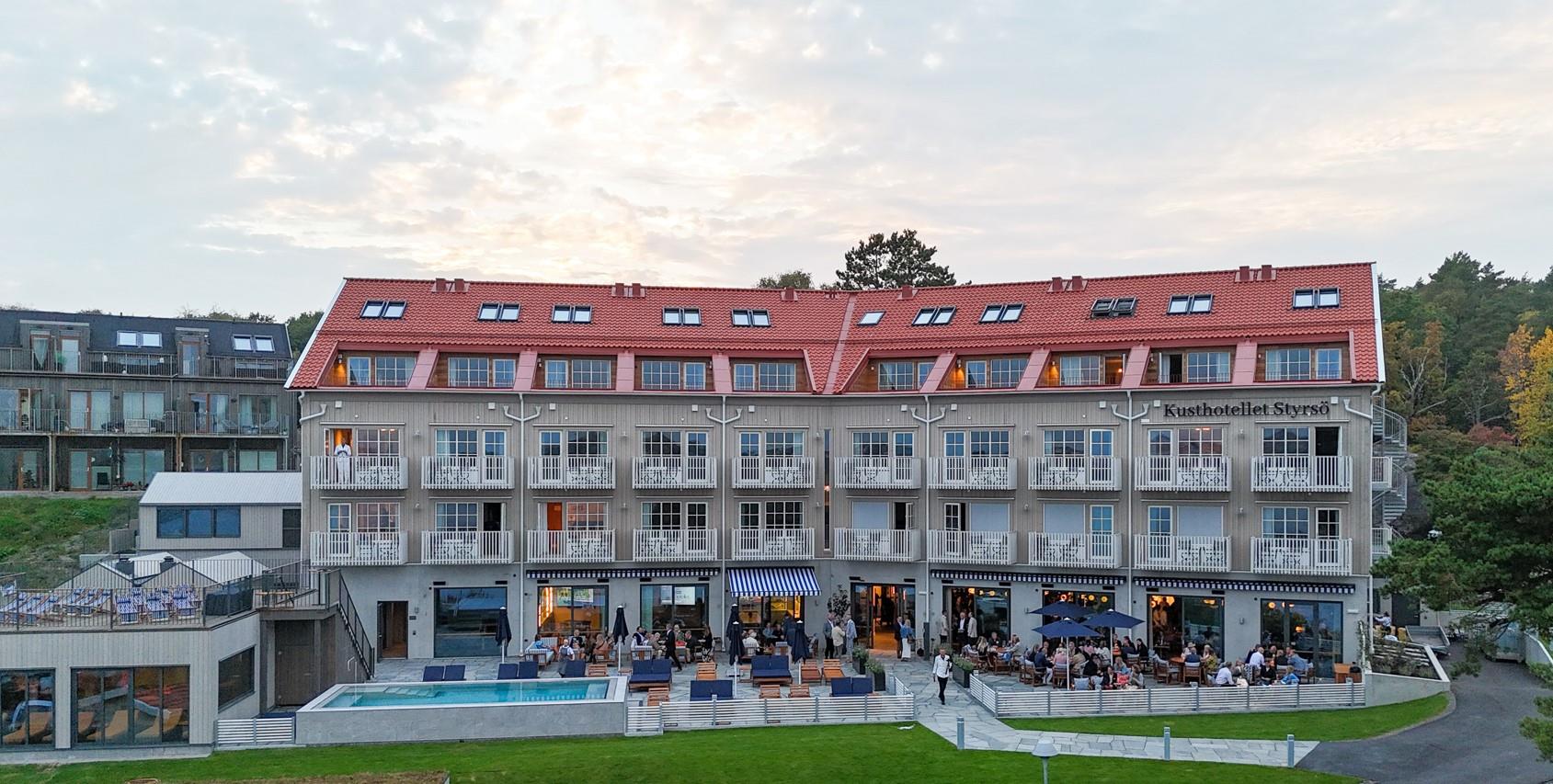 2529 Kusthotellet