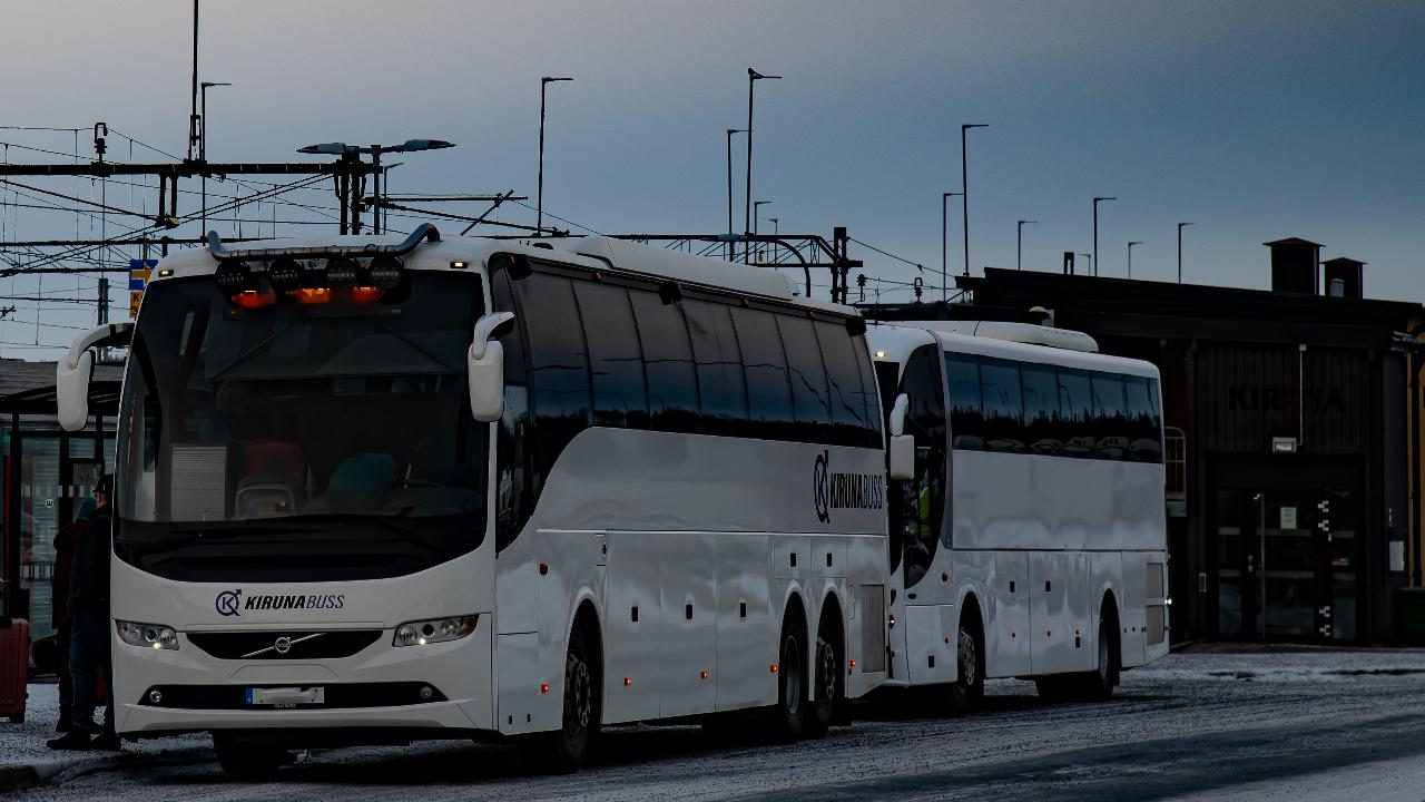 756 Kiruna Buss